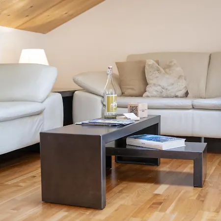 Chasa Bagnera 174 아파트 스쿠올